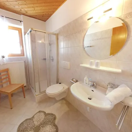 Grumserhof Apartment *